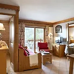 Pierre & Premium Le Roselend 4*