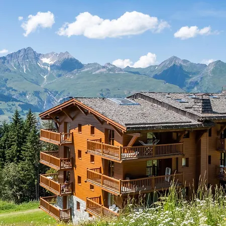 Pierre & Premium Le Roselend 4*